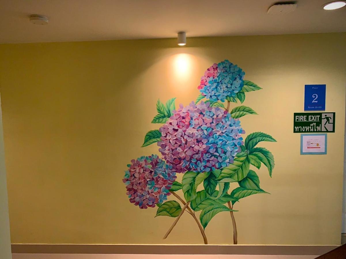 Salin Home Hotel Ramkhamhaeng Bangkok Kültér fotó